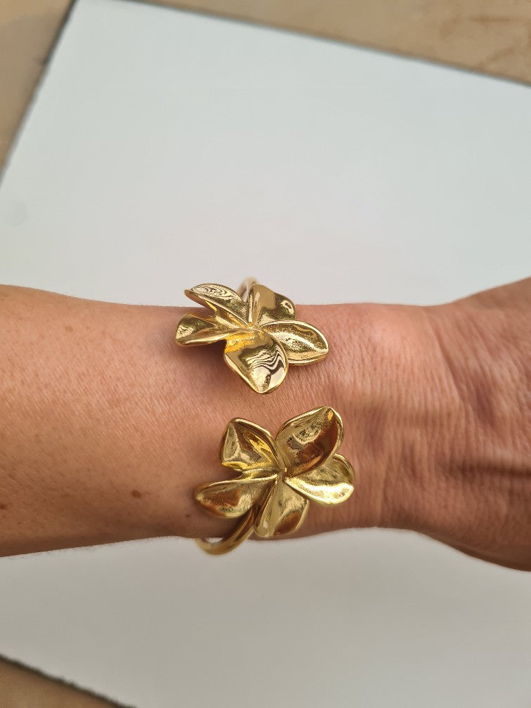 Bracelet Ouvert Floraison Dorée en Acier Inoxydable