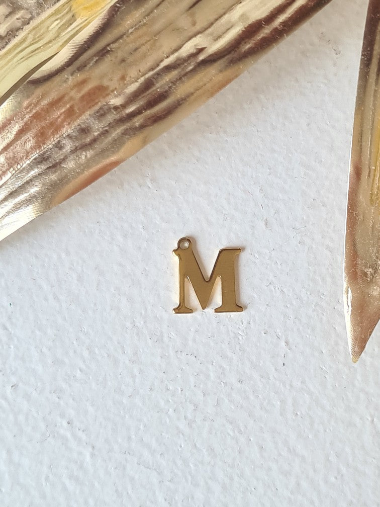 Collier Lettre Éternelle en Acier Inoxydable – Choisis le lettre que tu veux!
