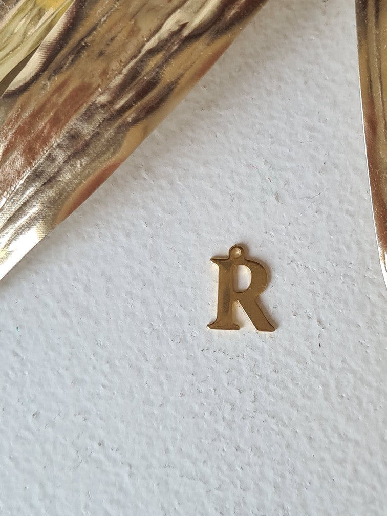 Collier Lettre Éternelle en Acier Inoxydable – Choisis le lettre que tu veux!
