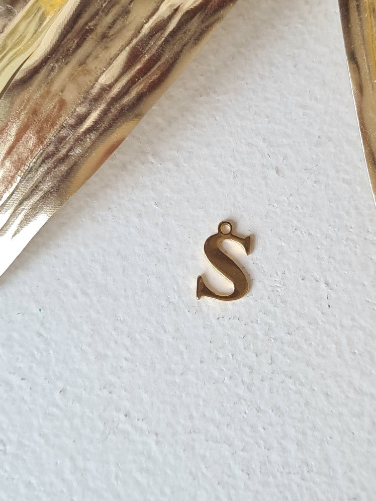 Collier Lettre Éternelle en Acier Inoxydable – Choisis le lettre que tu veux!