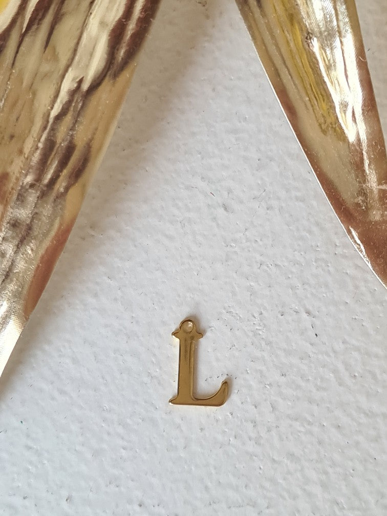 Collier Lettre Éternelle en Acier Inoxydable – Choisis le lettre que tu veux!